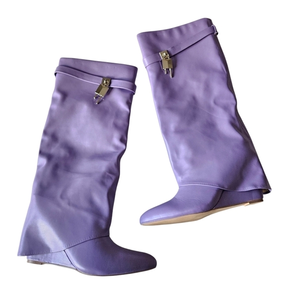 Liliana Lavender Purple Mutto-1 Padlock Detail Wedge Knee High Boot - Picture 1 of 9
